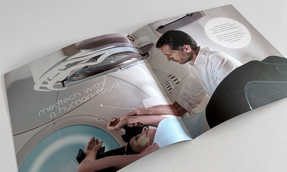 Tecnosan interno di brochure