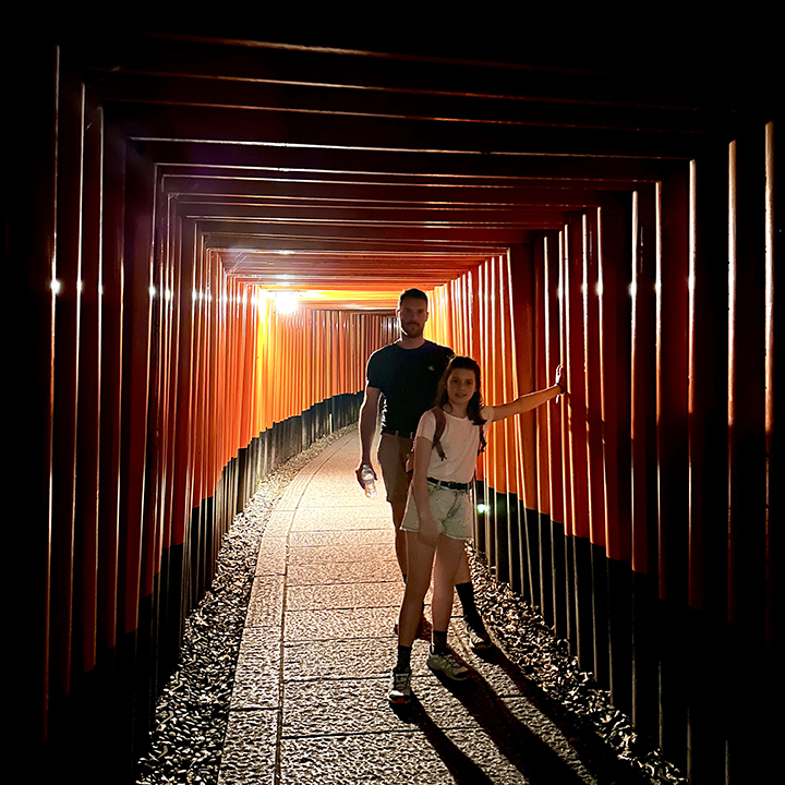 Fushimi Inari di notte