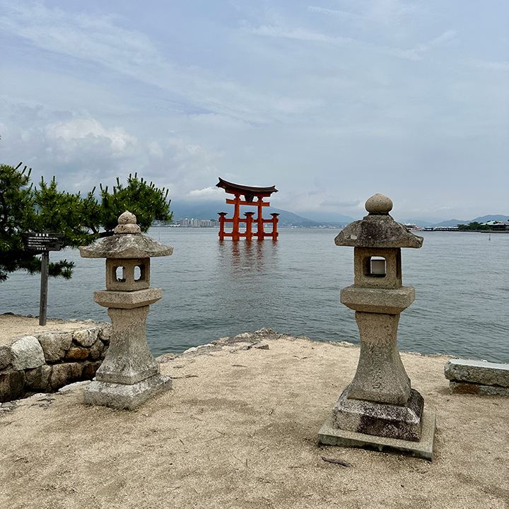 Torii sul mare a Miyajima